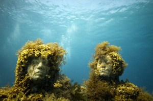 Underwater sculpture by  Jason deCaires Taylor