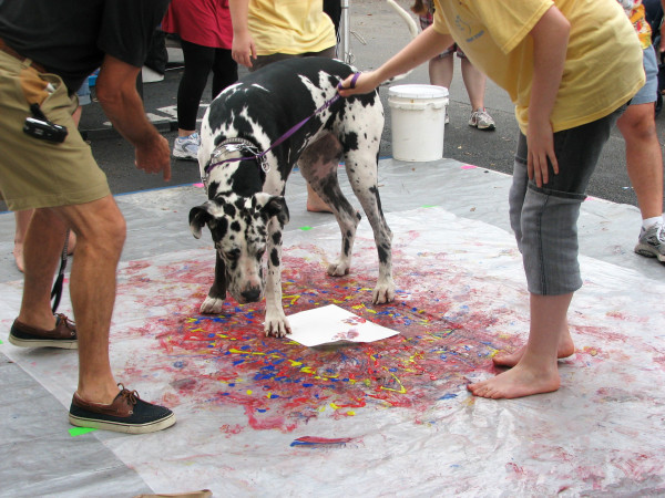 Bring your dog to the South Florida Art Show and get a paw painting. Image found here. 