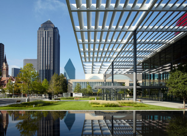 Downtown_Dallas_Arts_District