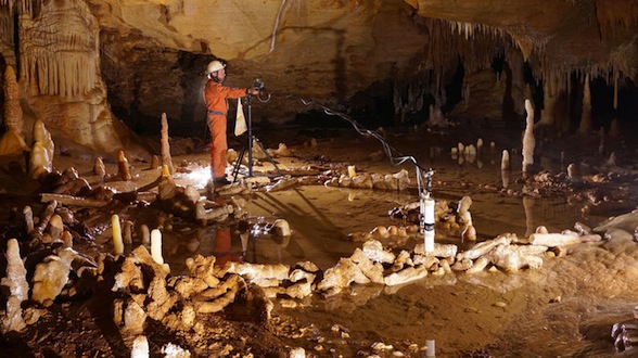 Mysterious Cave Rings Show Neanderthals Liked To Build