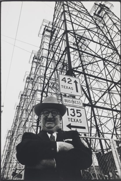 Elliott Erwitt, Kilgore, Texas, 1963. Harry Ransom Center Collection © Elliott Erwitt/Magnum Photos