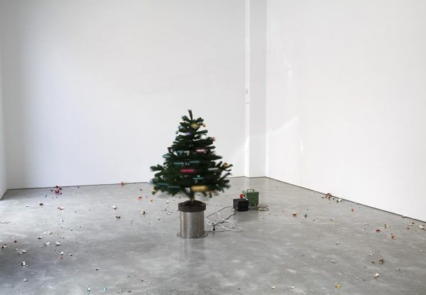 Roman Signer's installation Zimmer mit Weihnachtsbaum (Room with Christmas Tree)