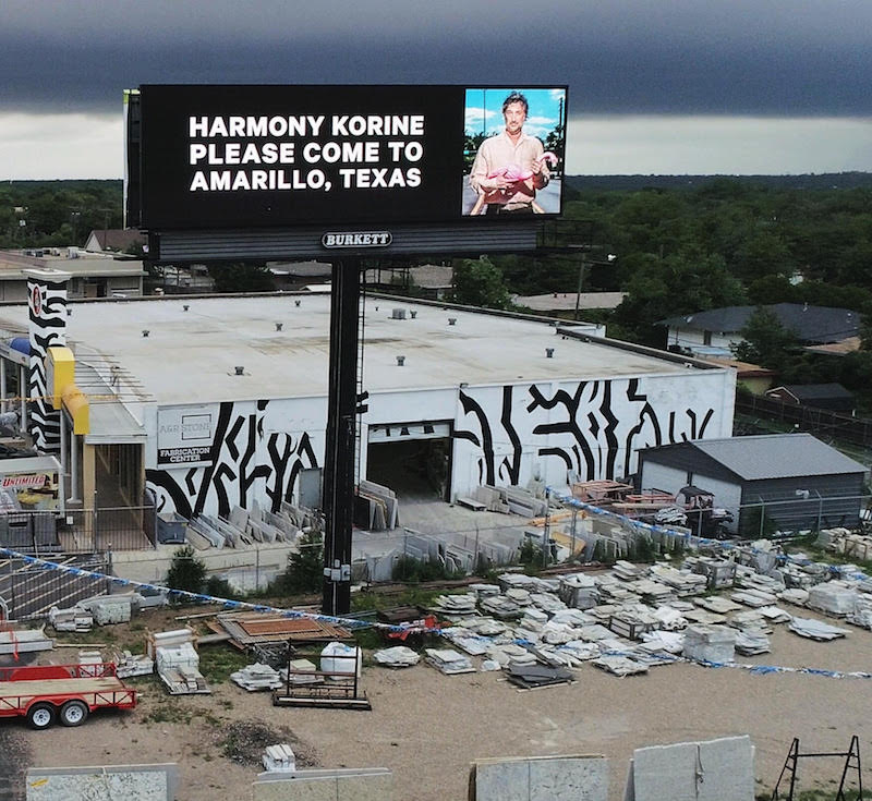 One of the two Amarillo billboards with Pedigo's message to Korine. 