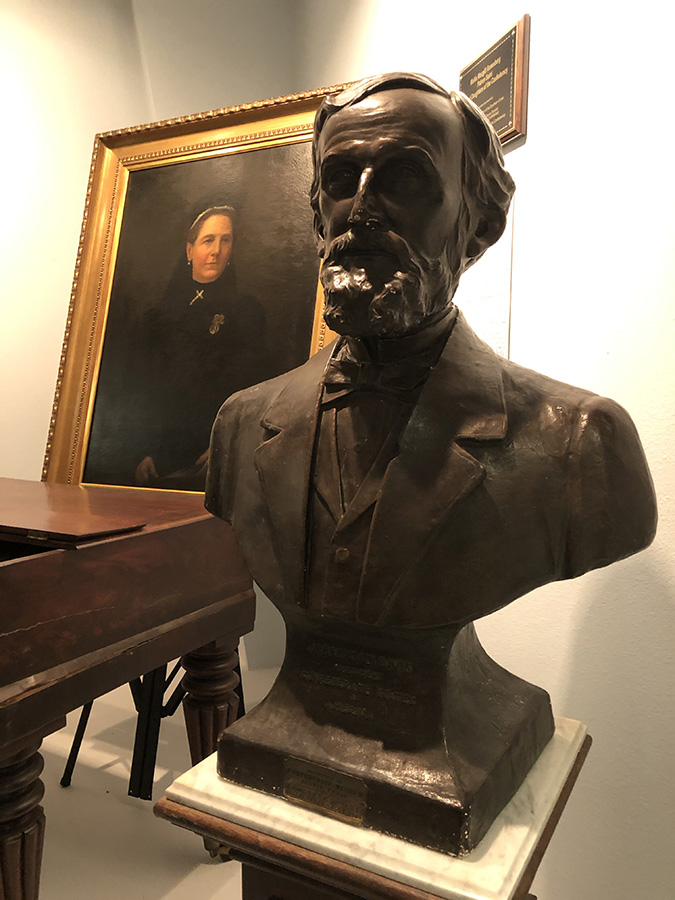 Bust of Jefferson Davis on display-Texas-Civil-War-Museum-White-Settlement-TX