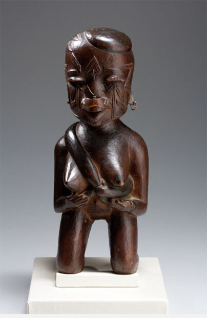 Kneeling Mother and Child, late 19th century African