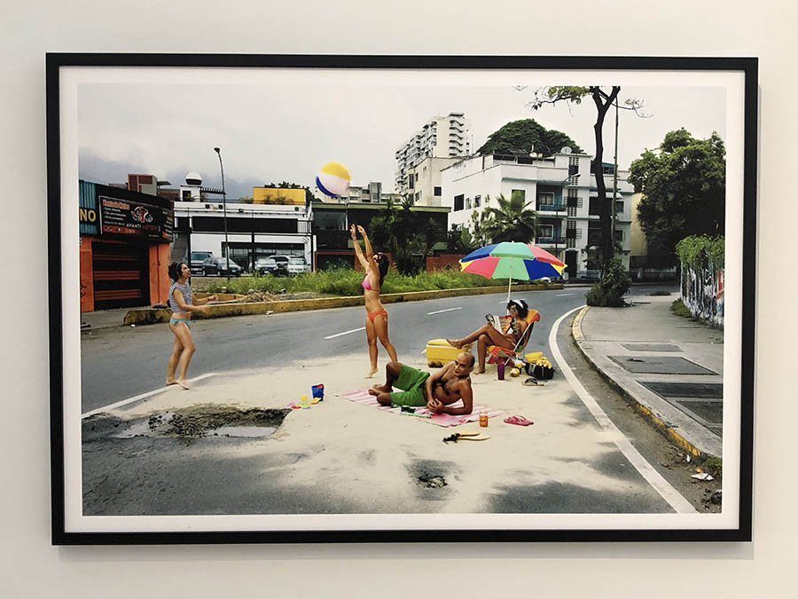 Playa Huequito, 2009, from Caracas Emmental, 2009-2010, Violette Bule