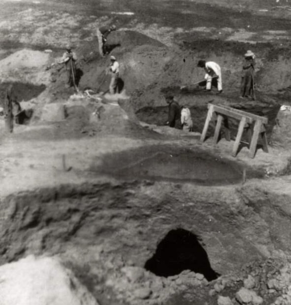 Workers at Spiro Mound