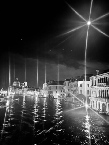 Image of the Venice canal at night