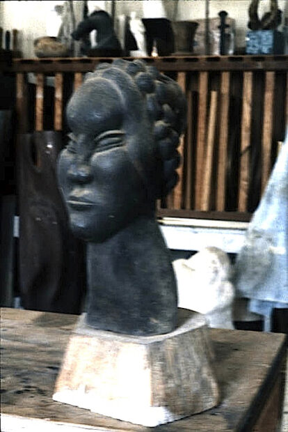 Photo of a tehuana female bust