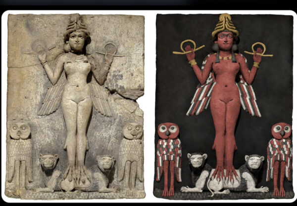 Photo of two female Inca figurines