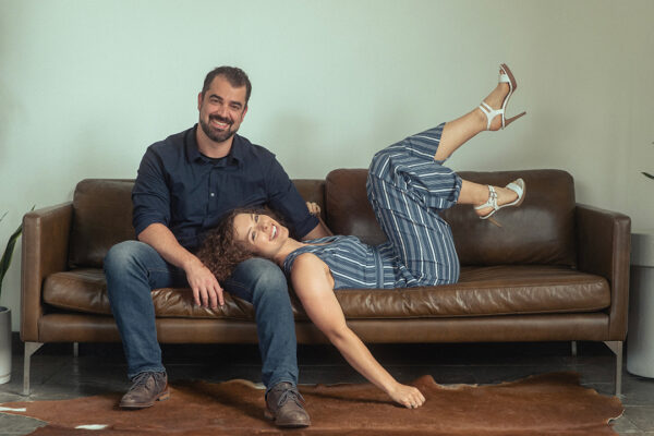 A photograph of artist Aimee Cardoso and her husband Lucas.