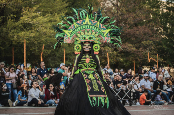 Photo of a woman dressed as a catrina