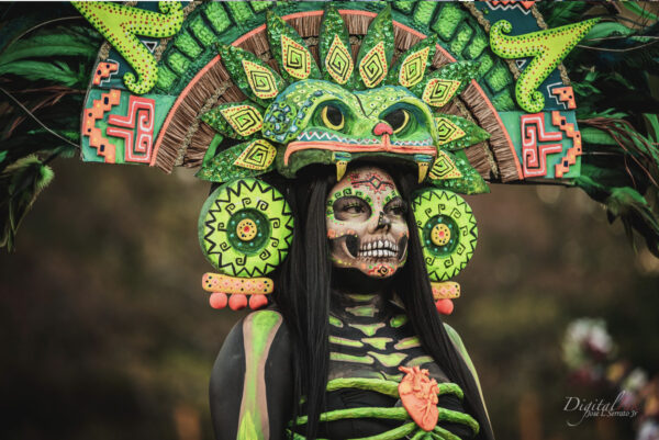 Photo of a woman dressed as a catrina