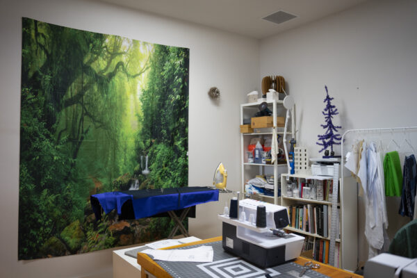 A photograph of the interior of Agi Miagi (Agustina Rodríguez)'s studio.