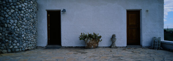 A photograph of the exterior of Julie Speed's studio in Marfa.
