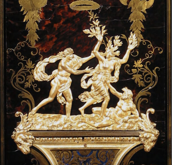Bronze wardrobe door mount illustrating the story of Apollo and Daphne