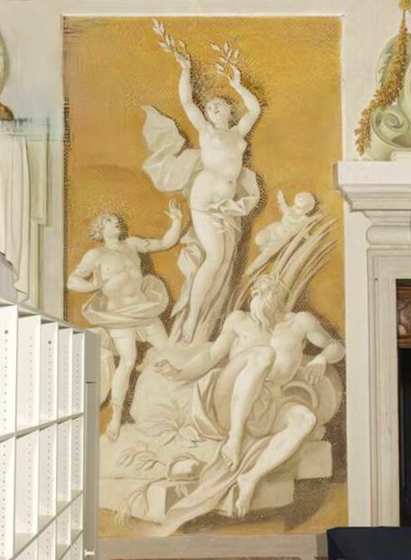 Wall relief of the story of Apollo and Daphne
