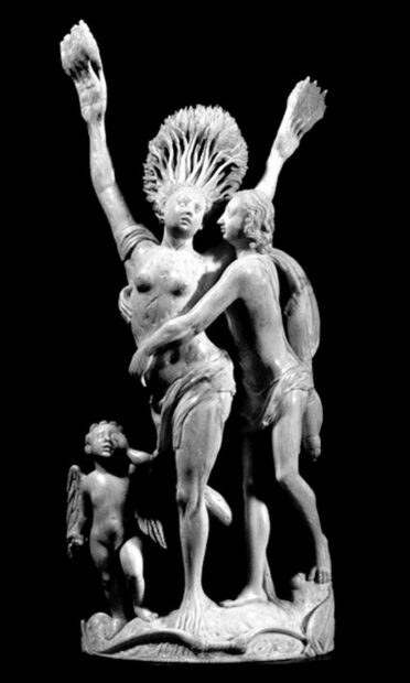 Image of a bronze sculpture of Apollo and Daphne