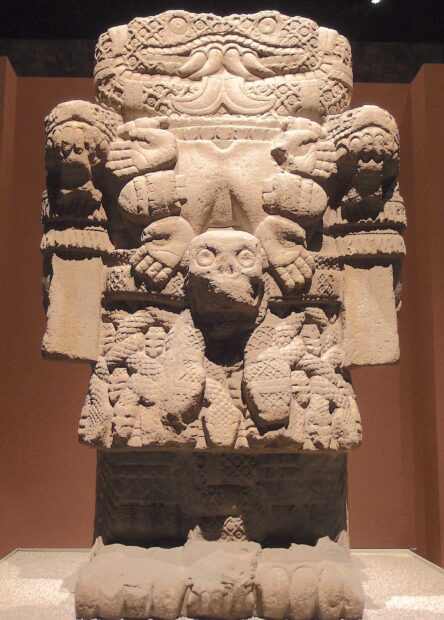 Statue of the Aztec war deity Cuatlique