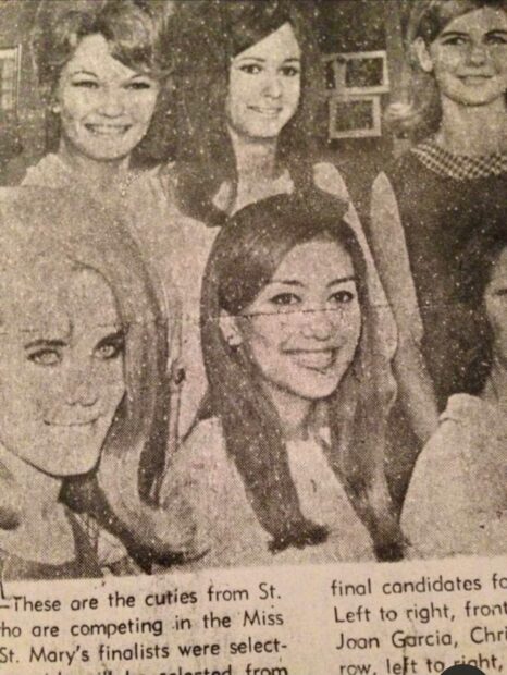 Newspaper clipping of the finalists of the Miss Fiesta Prize